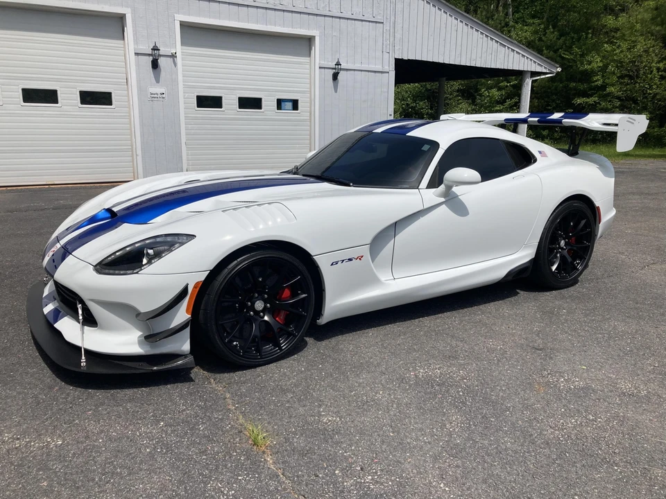 2017 Dodge Viper ACR 5th Gen - Image 19 of 31