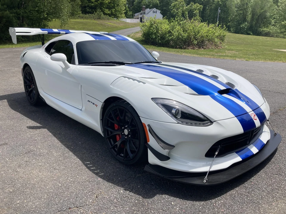 2017 Dodge Viper ACR 5th Gen - Image 4 of 31