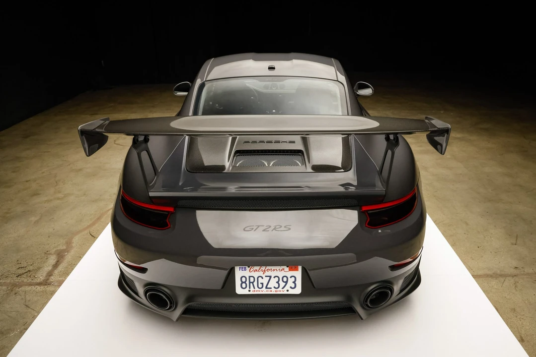 2018 Porsche 991 GT2 RS - Image 24 of 31