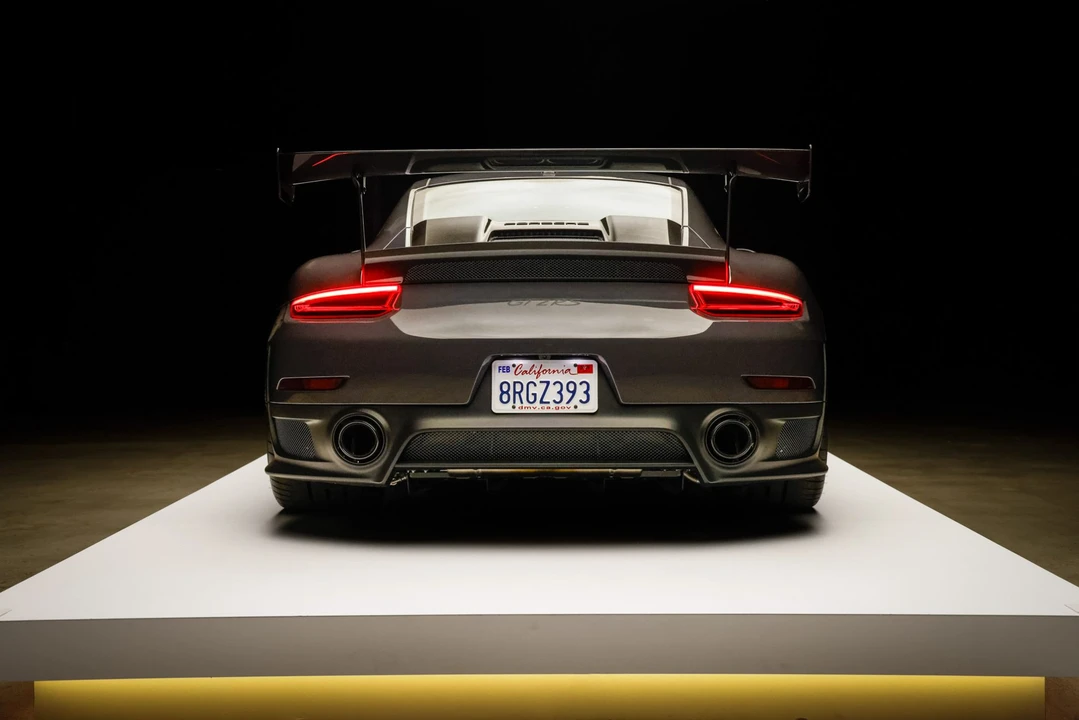 2018 Porsche 991 GT2 RS - Image 22 of 31