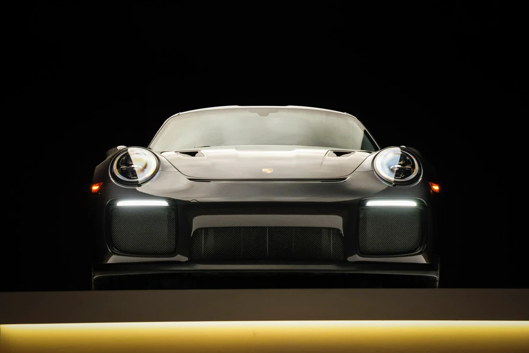2018 Porsche 991 GT2 RS - Image 8 of 31