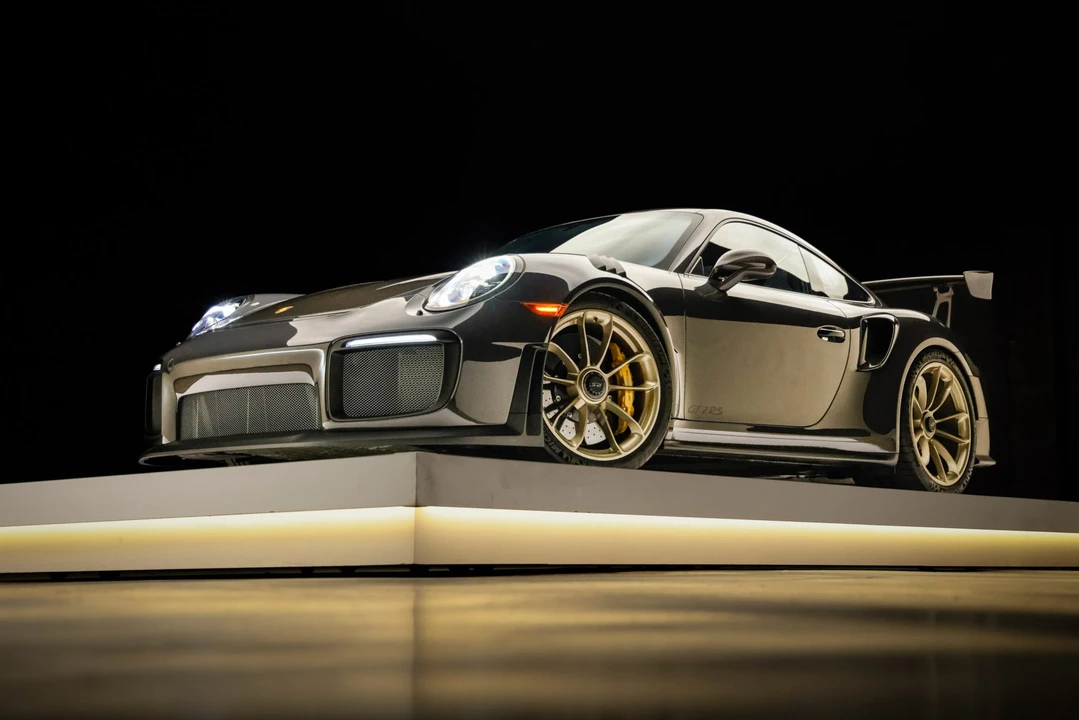 2018 Porsche 991 GT2 RS - Image 4 of 31