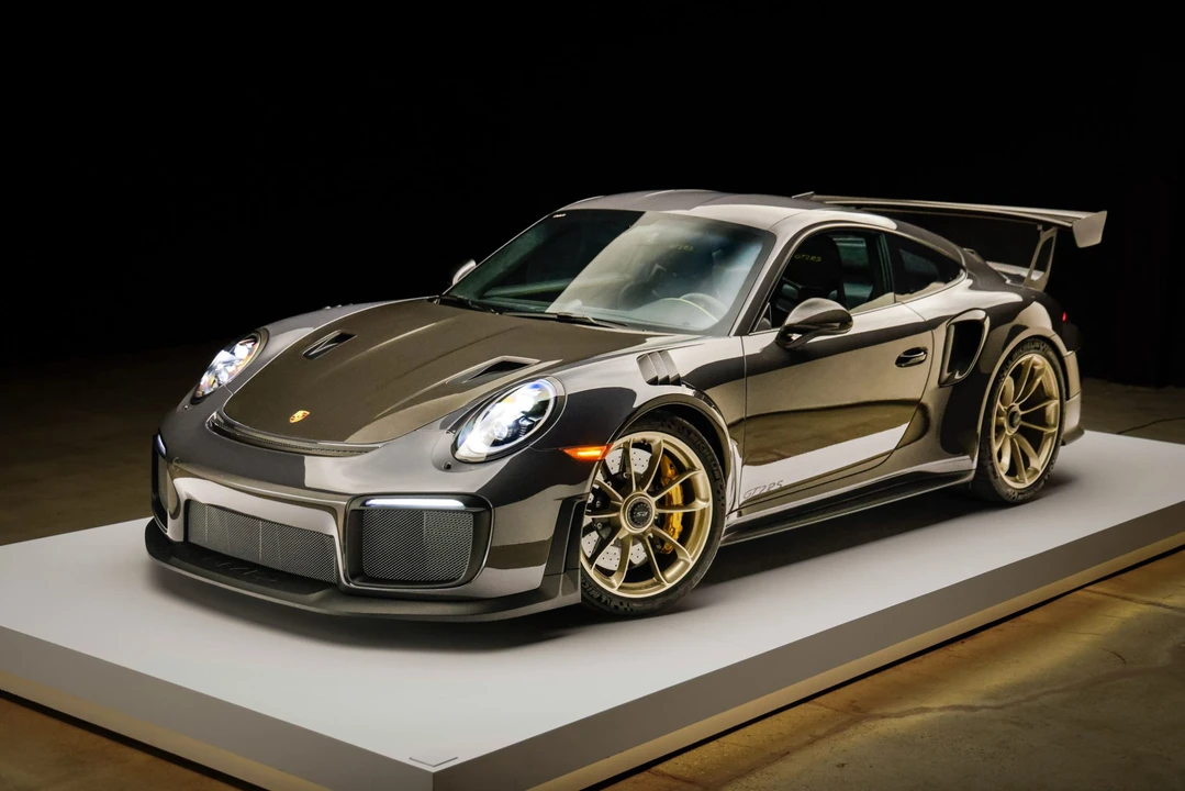 2018 Porsche 991 GT2 RS - Image 2 of 31