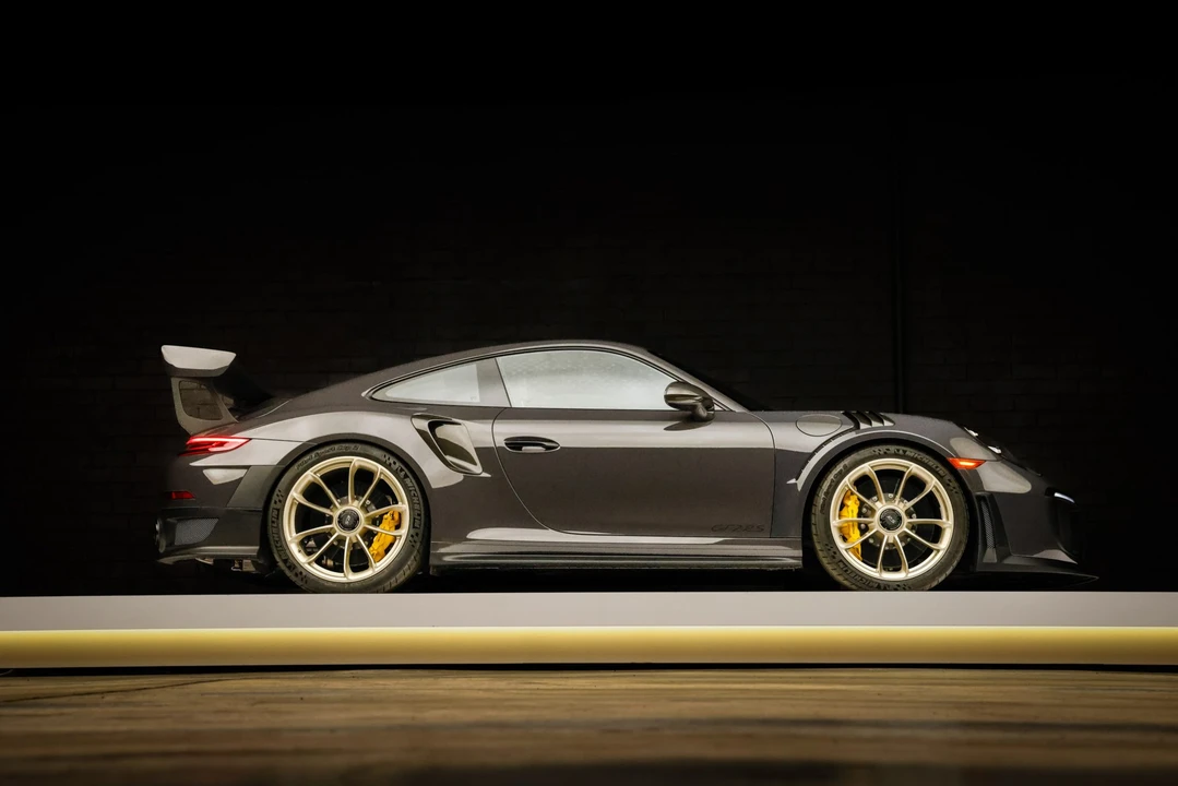 2018 Porsche 991 GT2 RS - Image 15 of 31