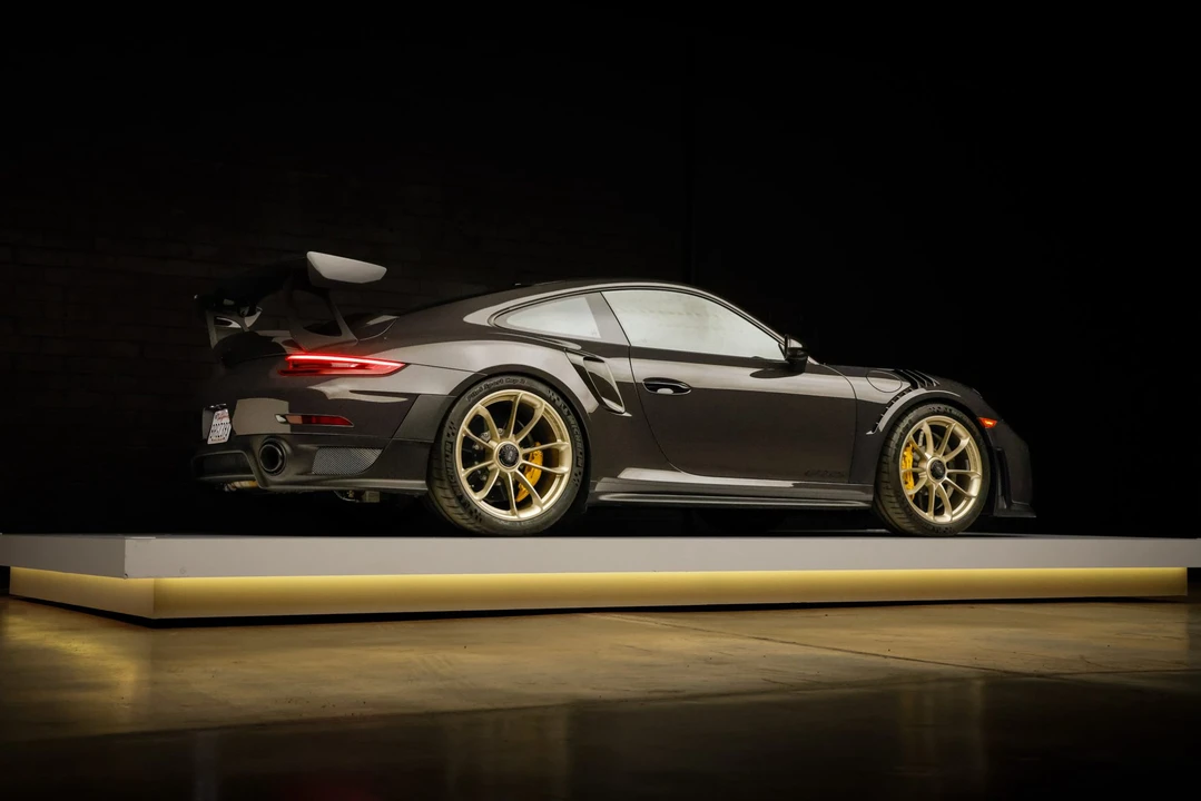 2018 Porsche 991 GT2 RS - Image 17 of 31