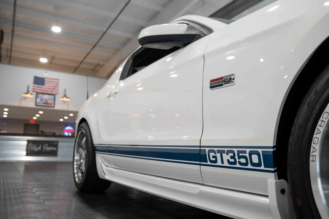 2011 Ford S197 Mustang - Image 27 of 31