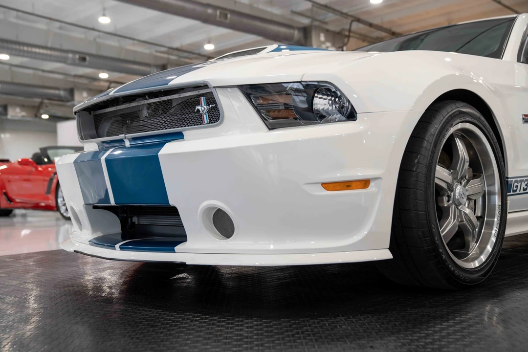 2011 Ford S197 Mustang - Image 20 of 31