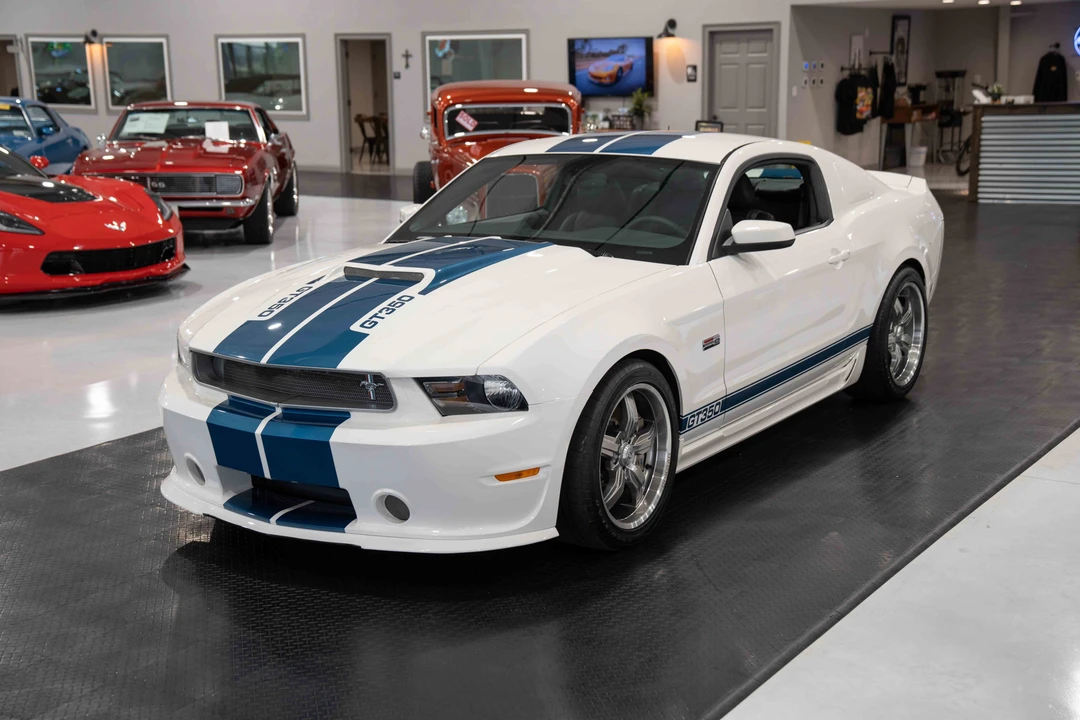 2011 Ford S197 Mustang - Image 6 of 31