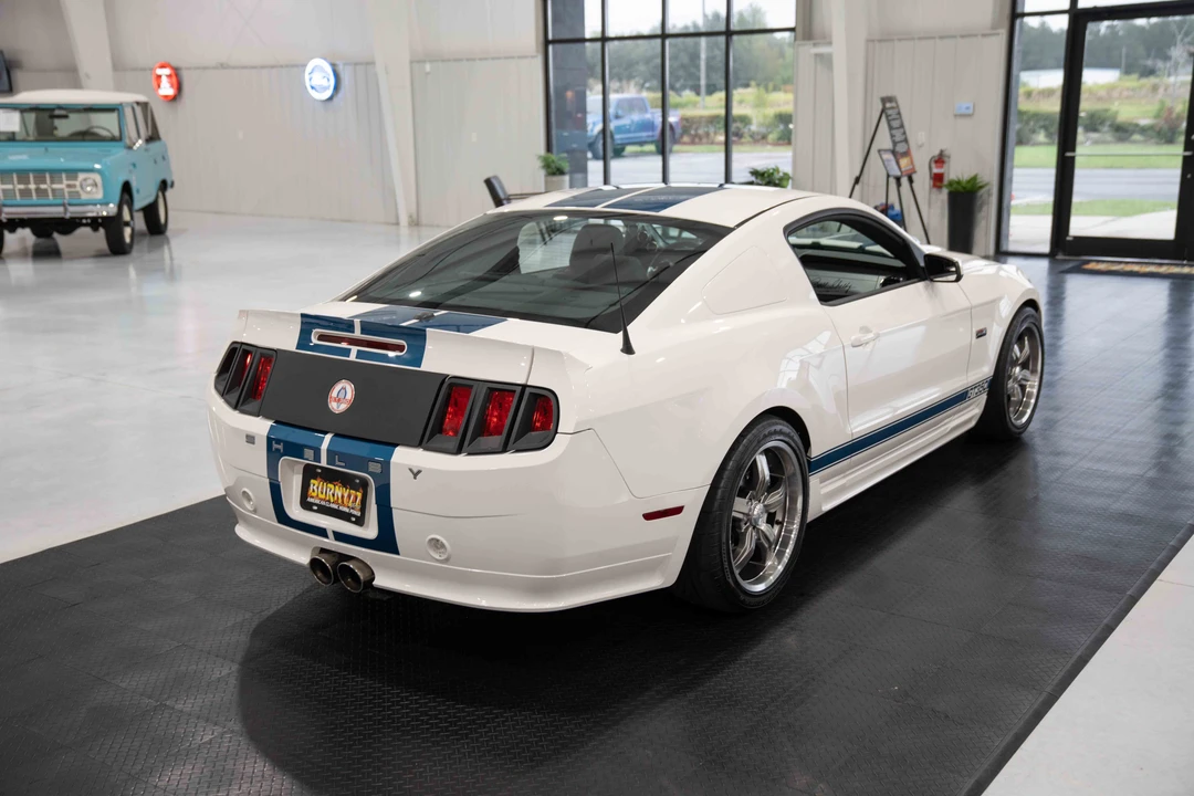 2011 Ford S197 Mustang - Image 14 of 31