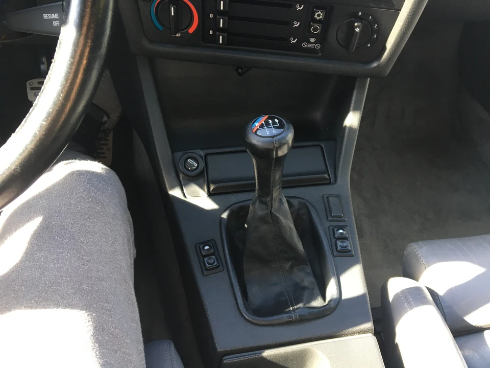 1988 BMW E30 M3 - Image 28 of 31