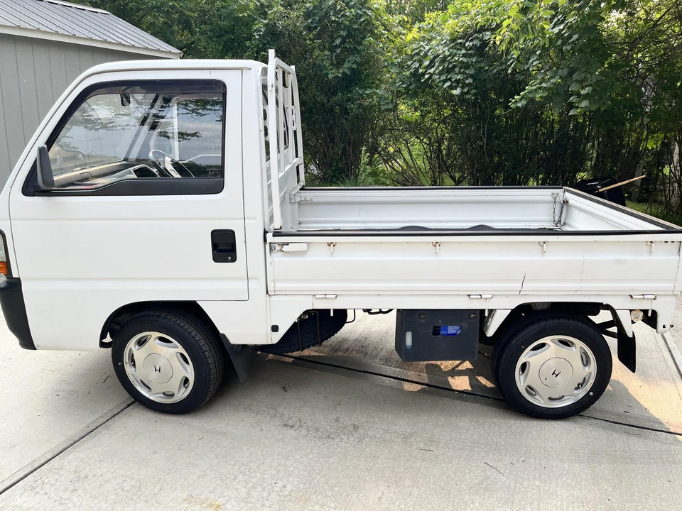 1995 Honda Acty 2nd Gen - Image 2 of 31