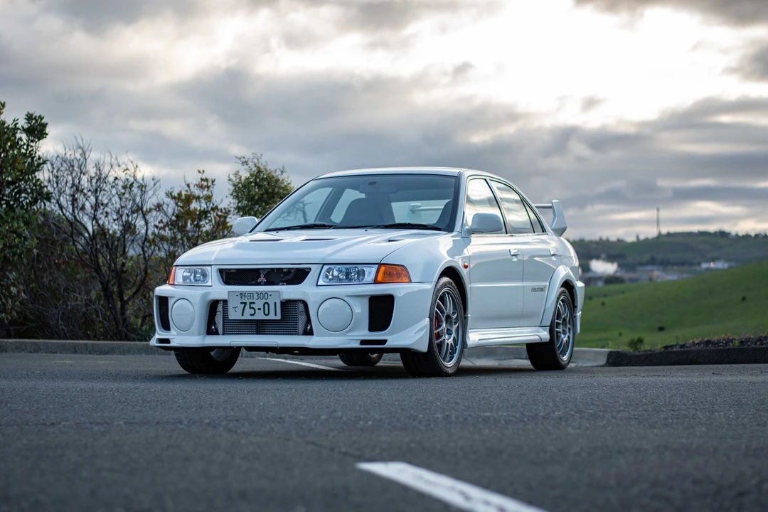 1998 Mitsubishi Lancer Evolution V 6th Gen - Image 25 of 31
