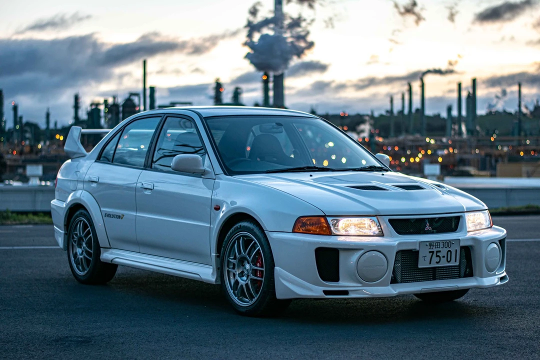1998 Mitsubishi Lancer Evolution V 6th Gen - Image 7 of 31