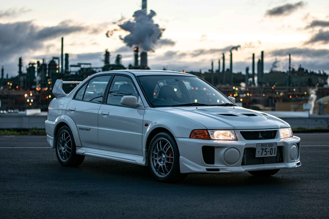 1998 Mitsubishi Lancer Evolution V 6th Gen - Image 8 of 31