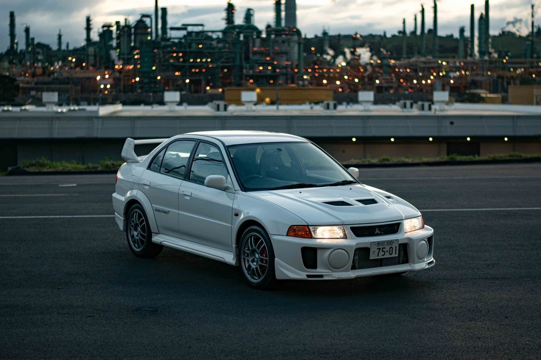 1998 Mitsubishi Lancer Evolution V 6th Gen - Image 12 of 31