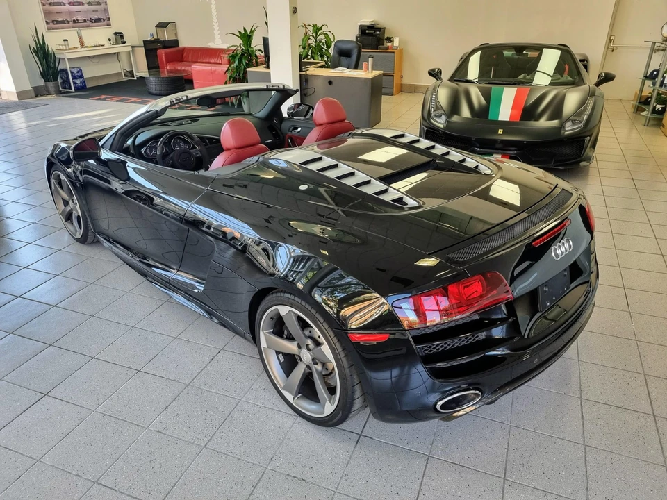 2011 Audi 42 R8 - Image 13 of 31
