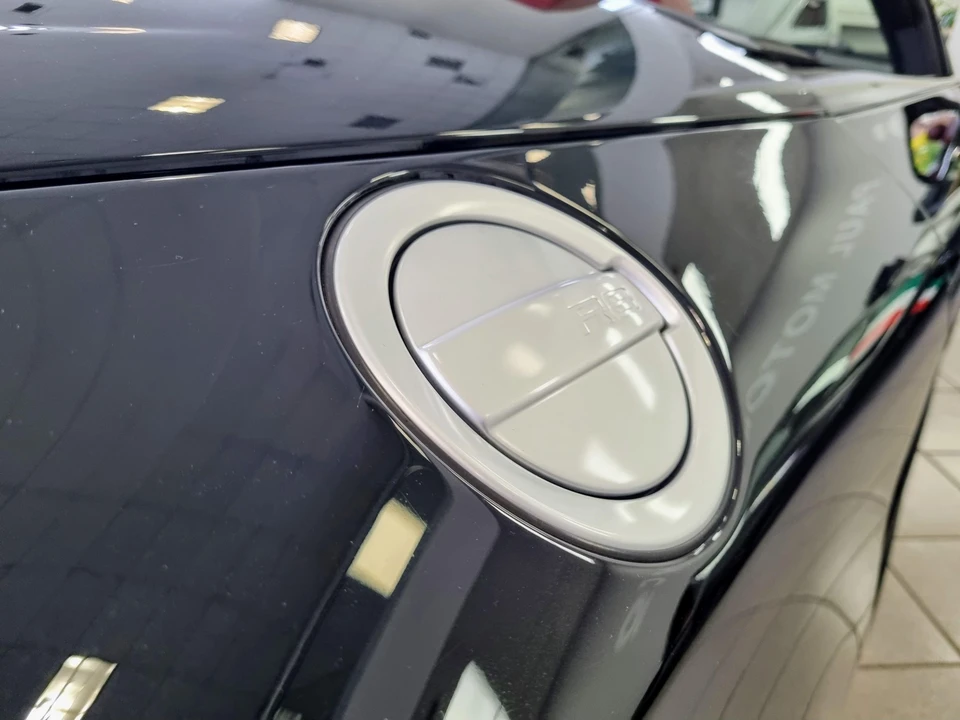 2011 Audi 42 R8 - Image 22 of 31