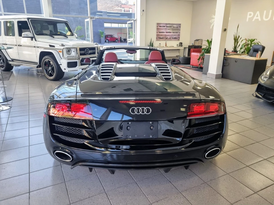2011 Audi 42 R8 - Image 12 of 31