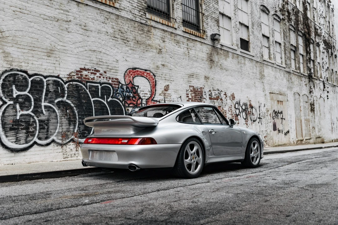 1997 Porsche 993 Carrera - Image 14 of 31