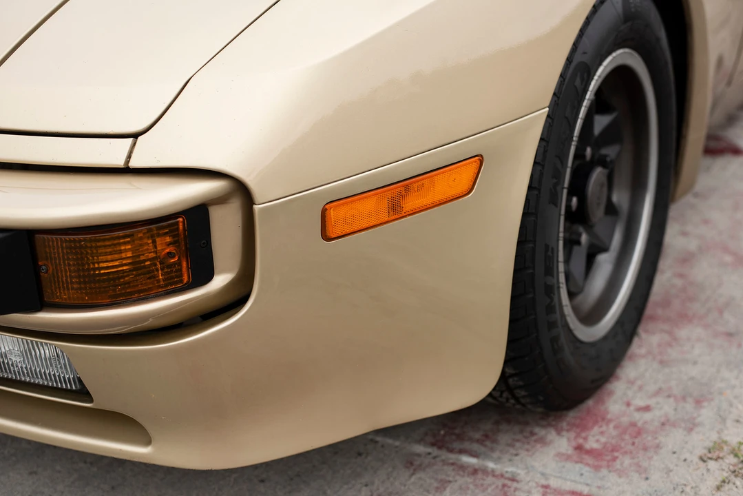1984 Porsche 944 - Image 19 of 31