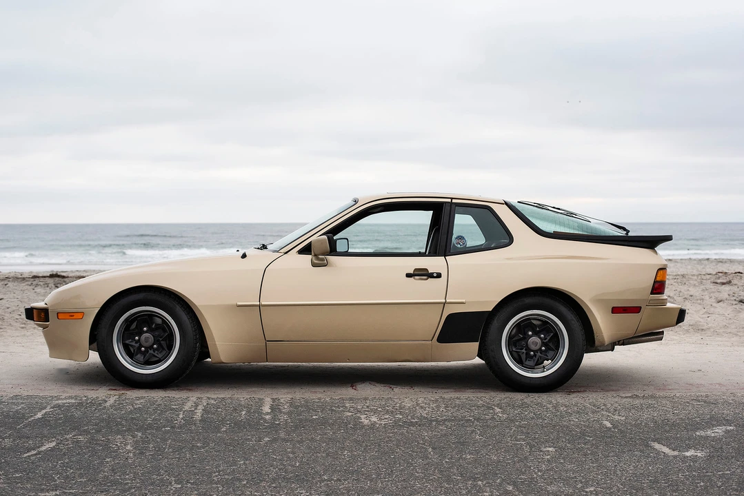 1984 Porsche 944 - Image 3 of 31
