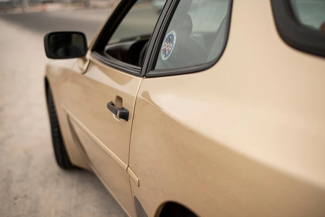 1984 Porsche 944 - Image 28 of 31