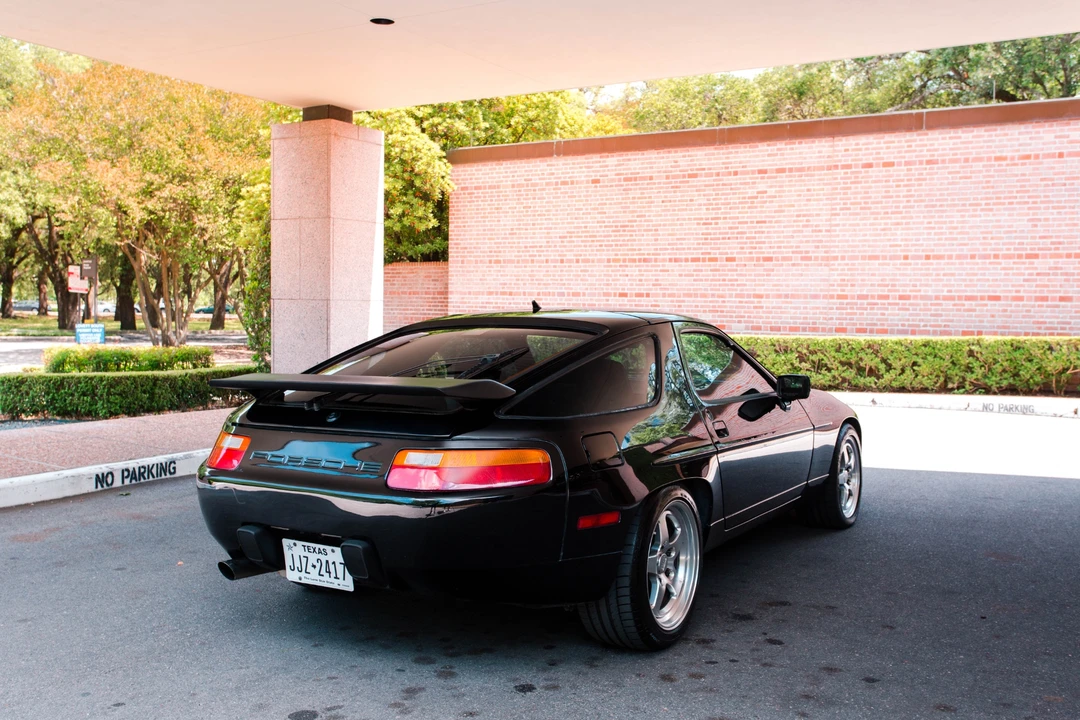 1990 Porsche 928 GT - Image 12 of 31
