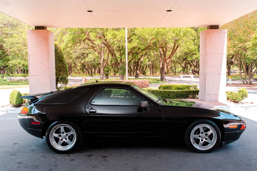 1990 Porsche 928 GT - Image 14 of 31