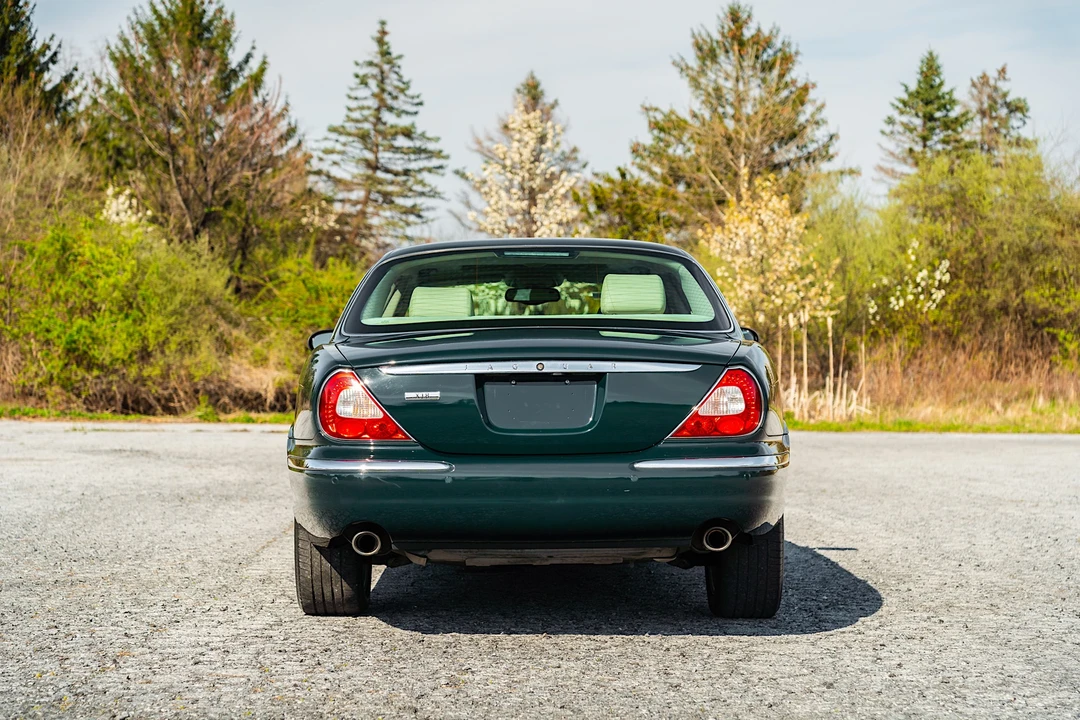 2004 Jaguar X350/X356/X358 XJ - Image 19 of 31