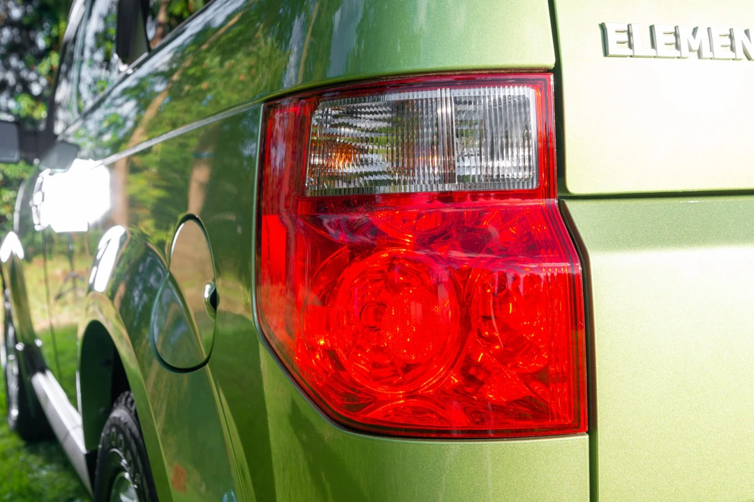 2006 Honda Element - Image 27 of 31