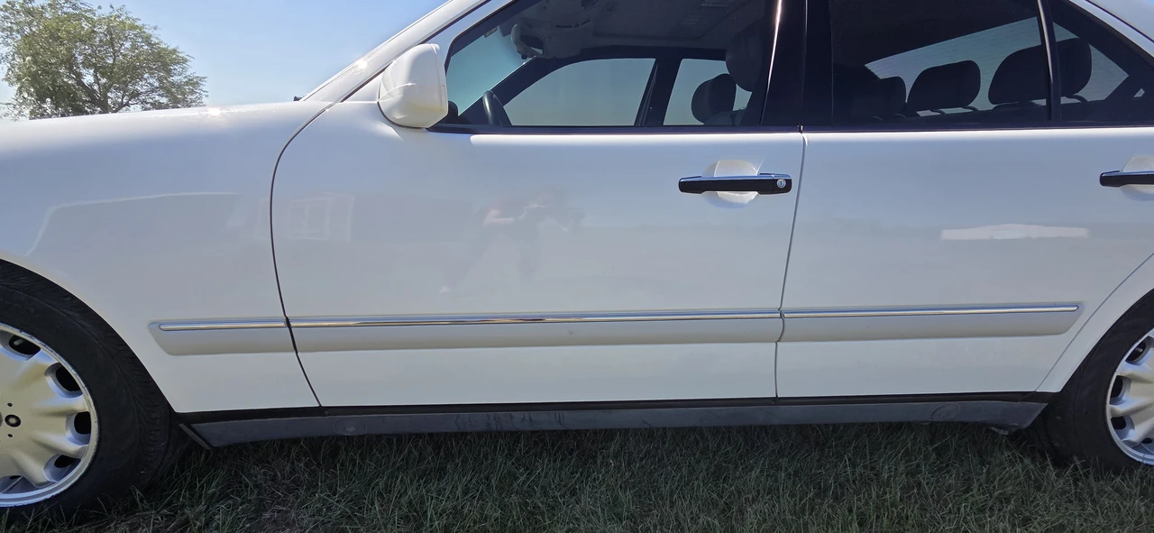 1996 Mercedes-Benz W124 E-Class - Image 15 of 31