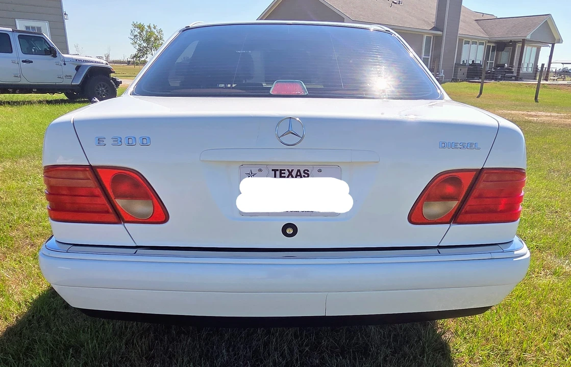1996 Mercedes-Benz W124 E-Class - Image 6 of 31