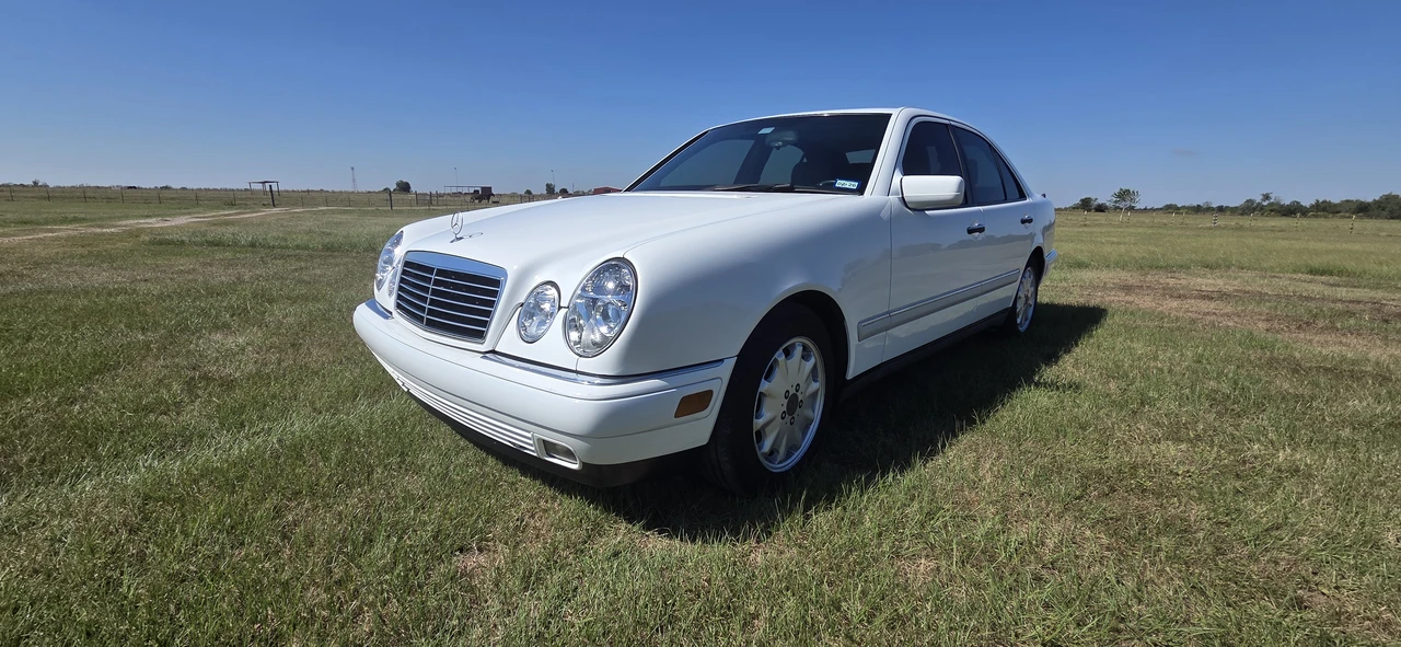 1996 Mercedes-Benz W124 E-Class - Image 3 of 31