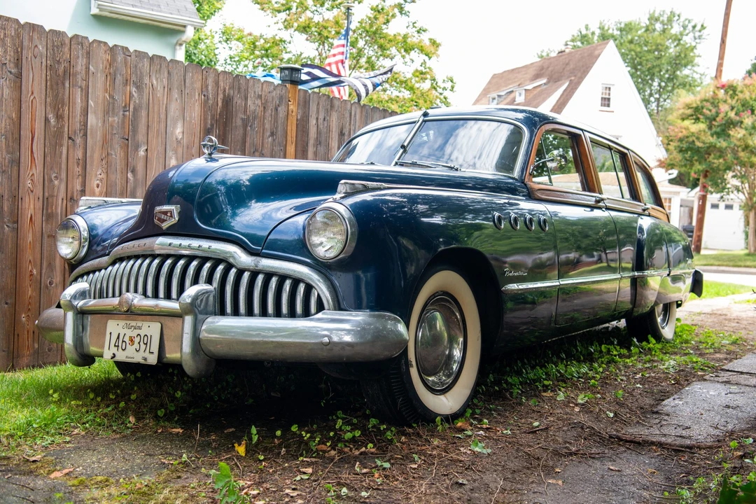 1949 Buick Roadmaster - Image 2 of 31