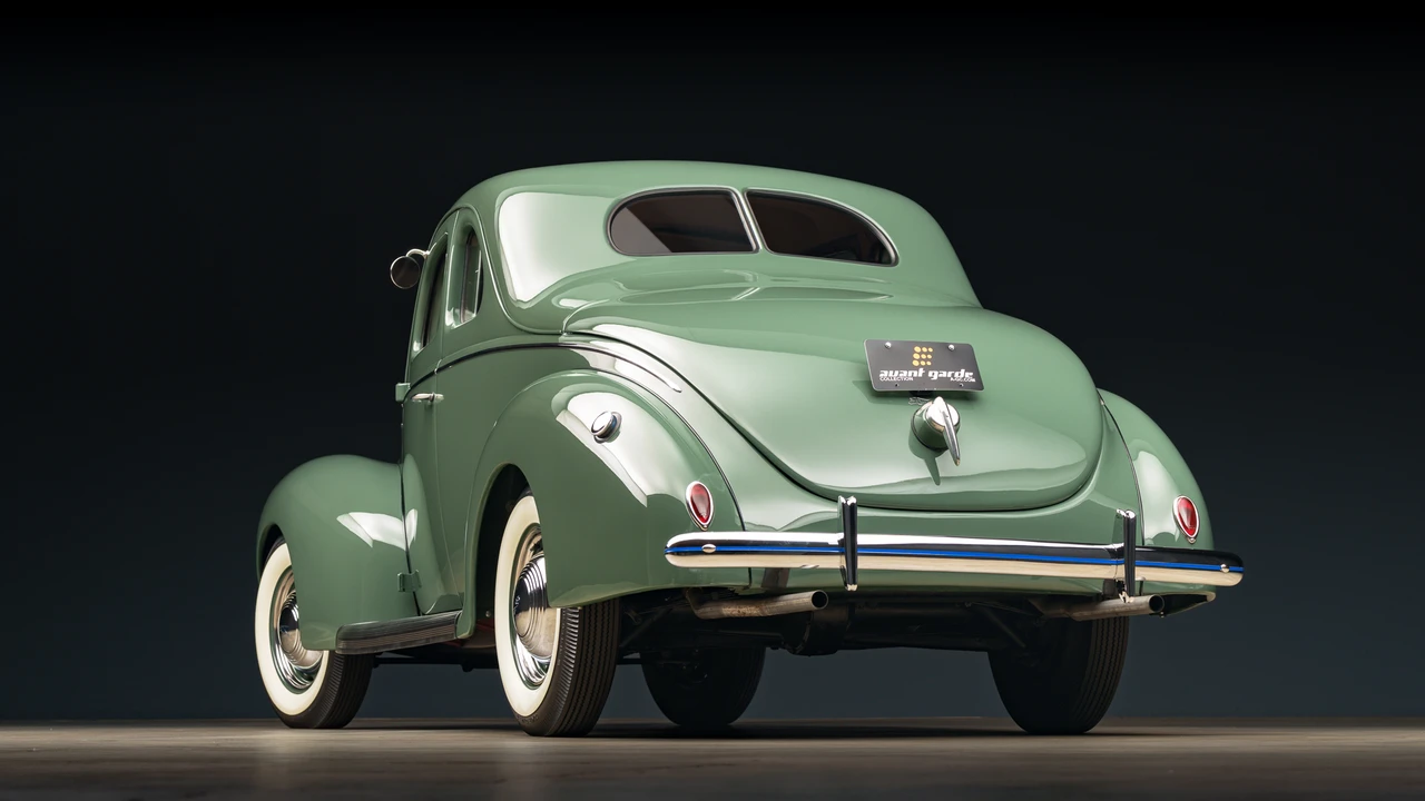1939 Ford Standard & Deluxe & Super Deluxe - Image 15 of 31