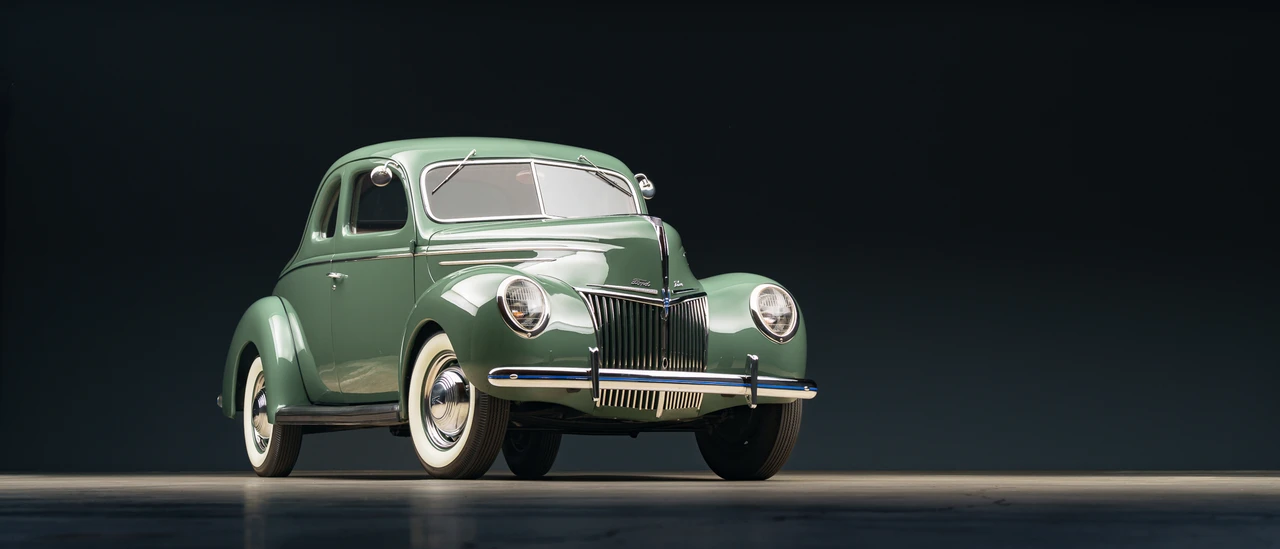 1939 Ford Standard & Deluxe & Super Deluxe - Image 2 of 31
