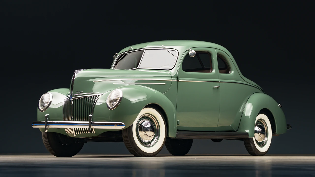 1939 Ford Standard & Deluxe & Super Deluxe - Image 8 of 31