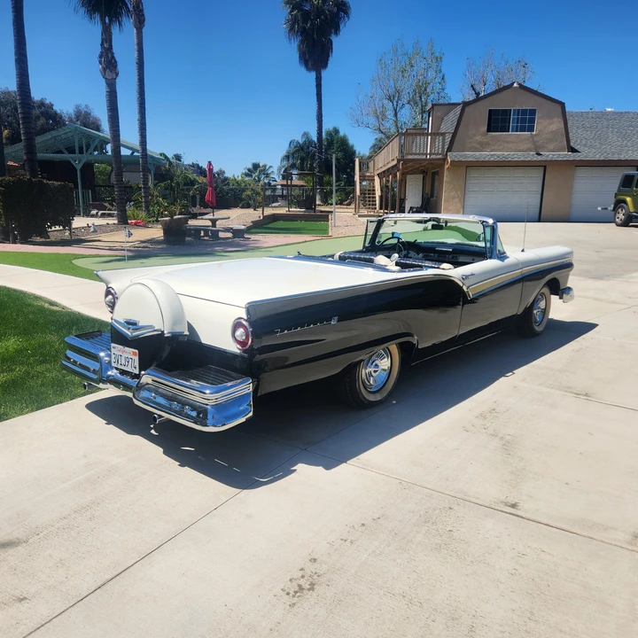 1957 Ford Fairlane 2nd Gen - Image 4 of 31