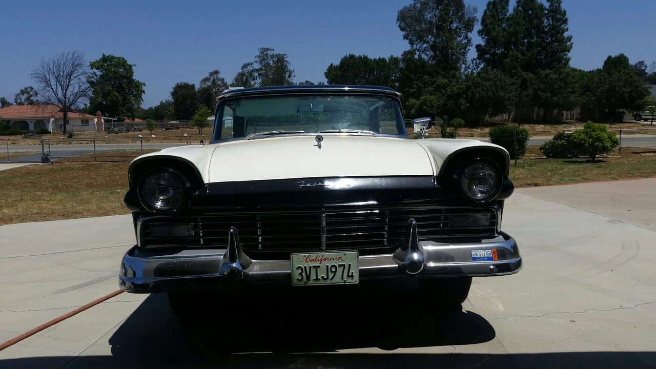 1957 Ford Fairlane 2nd Gen - Image 17 of 31