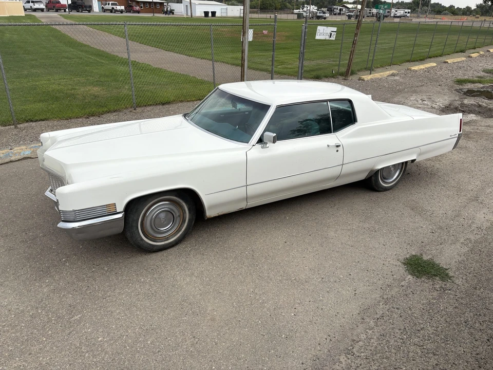 1970 Cadillac DeVille 3rd Gen - Image 2 of 31
