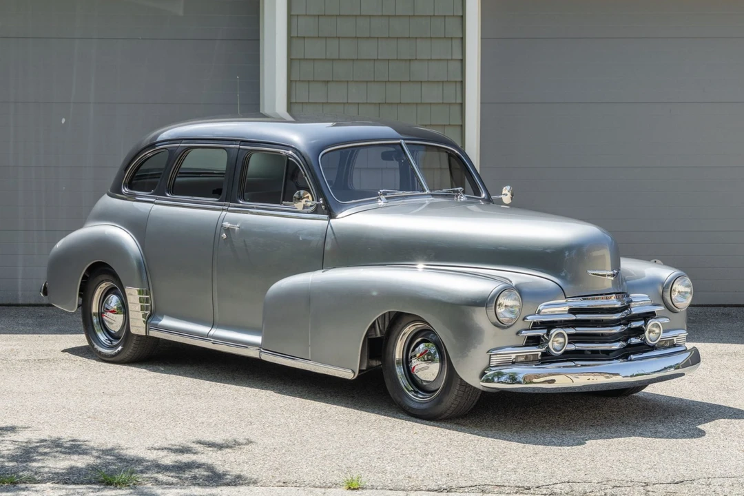 1948 Chevrolet Stylemaster & Fleetmaster & Fleetline - Image 1 of 31