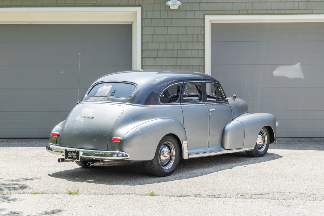 1948 Chevrolet Stylemaster & Fleetmaster & Fleetline - Image 16 of 31