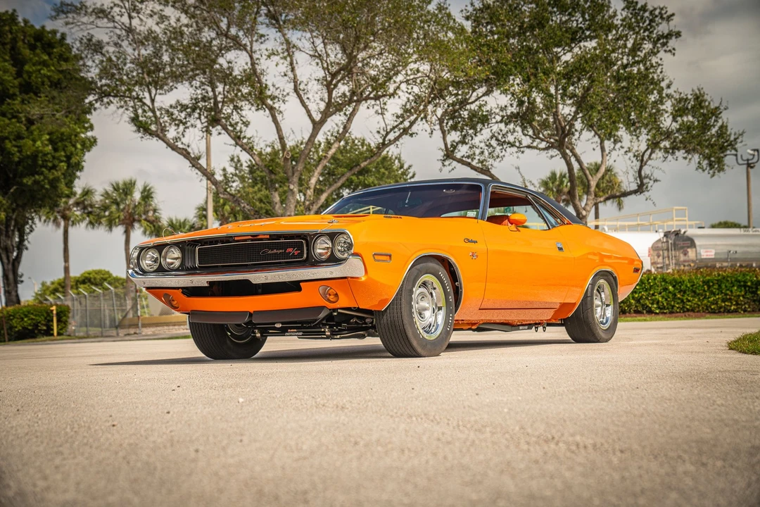 1970 Dodge Challenger Hemi 1st Gen - Image 4 of 31