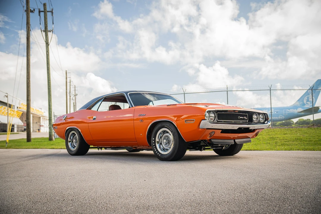 1970 Dodge Challenger Hemi 1st Gen - Image 5 of 31