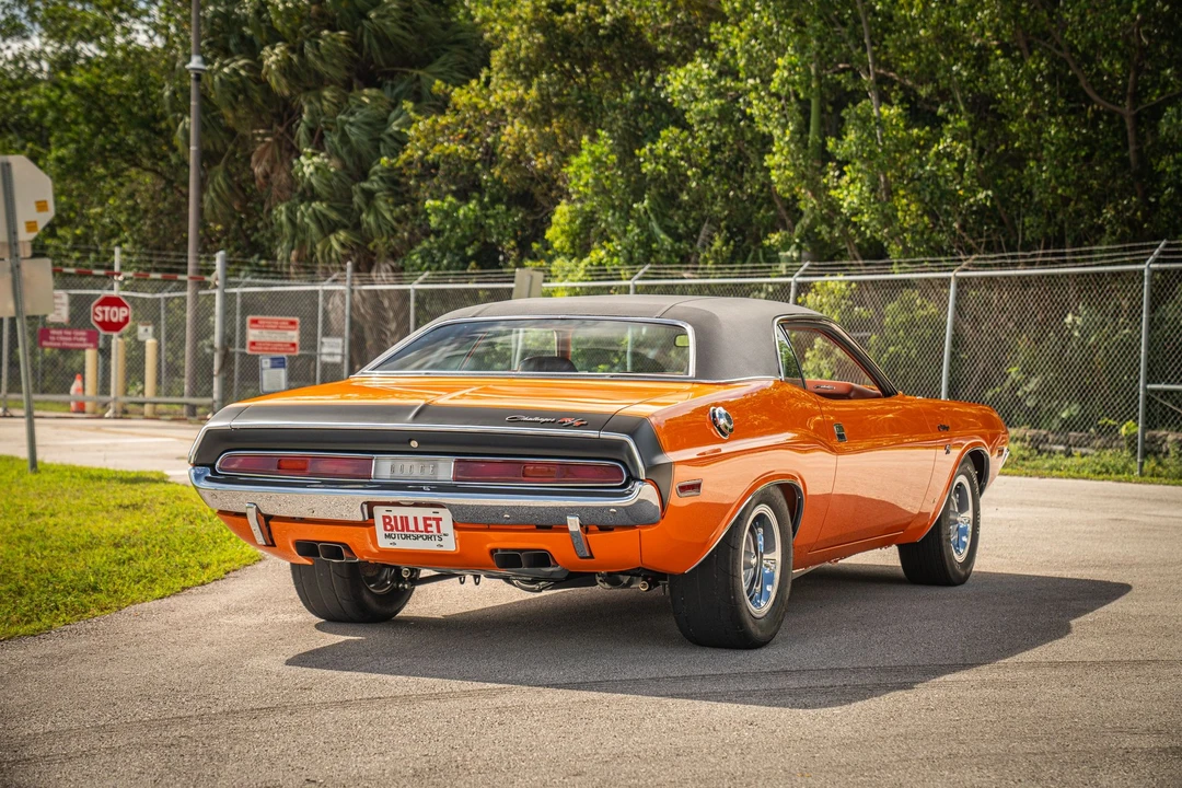1970 Dodge Challenger Hemi 1st Gen - Image 7 of 31