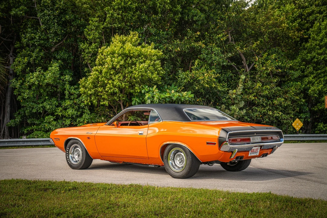 1970 Dodge Challenger Hemi 1st Gen - Image 10 of 31