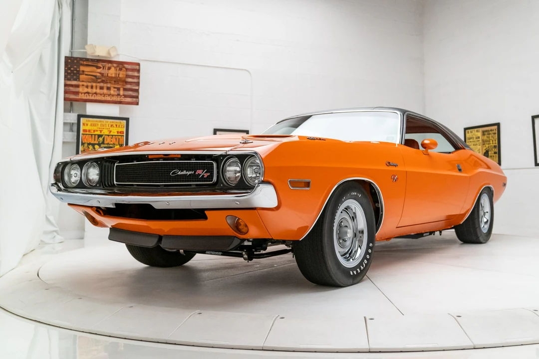 1970 Dodge Challenger Hemi 1st Gen - Image 16 of 31