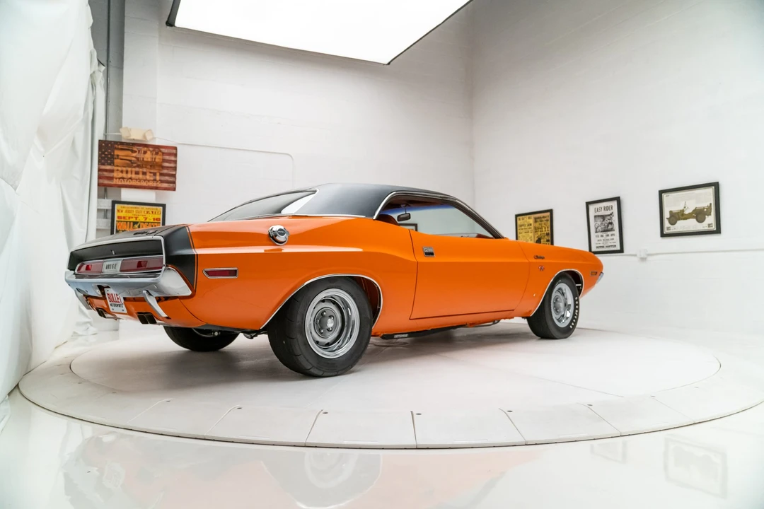 1970 Dodge Challenger Hemi 1st Gen - Image 27 of 31