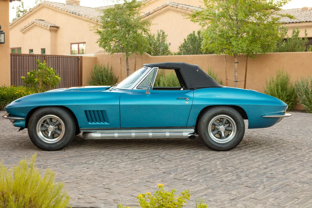 1967 Chevrolet Corvette C2 - Image 12 of 31