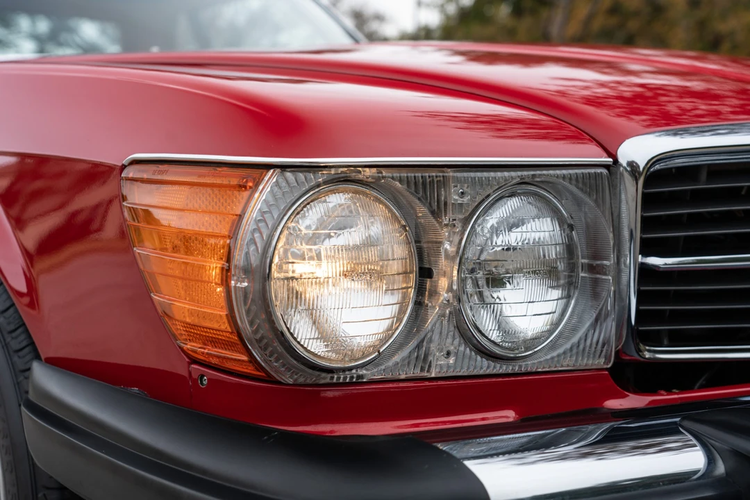 1988 Mercedes-Benz R107 SL-Class - Image 22 of 31
